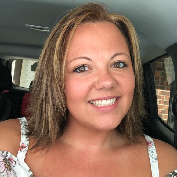 Hi and welcome to my closet!!!! - Picture 1 of 1